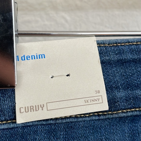 1 DENIM Women's Curvy Skinny Fit Jeans Size 30 in Blue - Picture 7 of 11